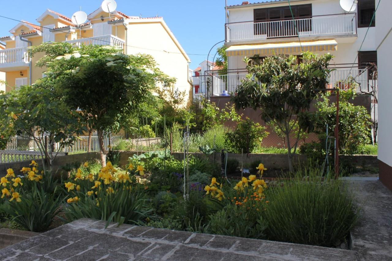 Apartments With A Parking Space Vodice - 7604 Exterior foto